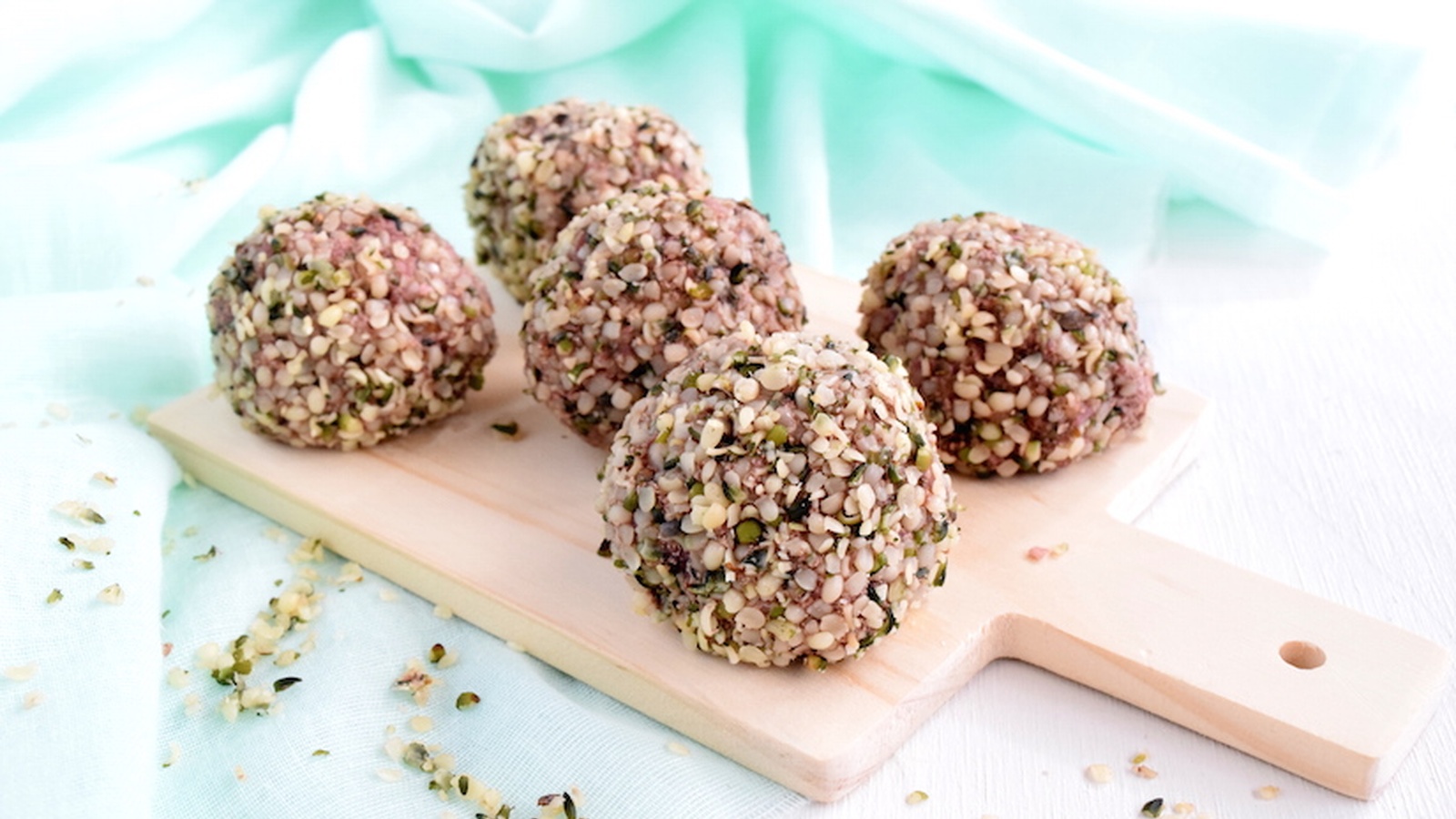 Cherry & Hemp Delight Bites (Recipe)