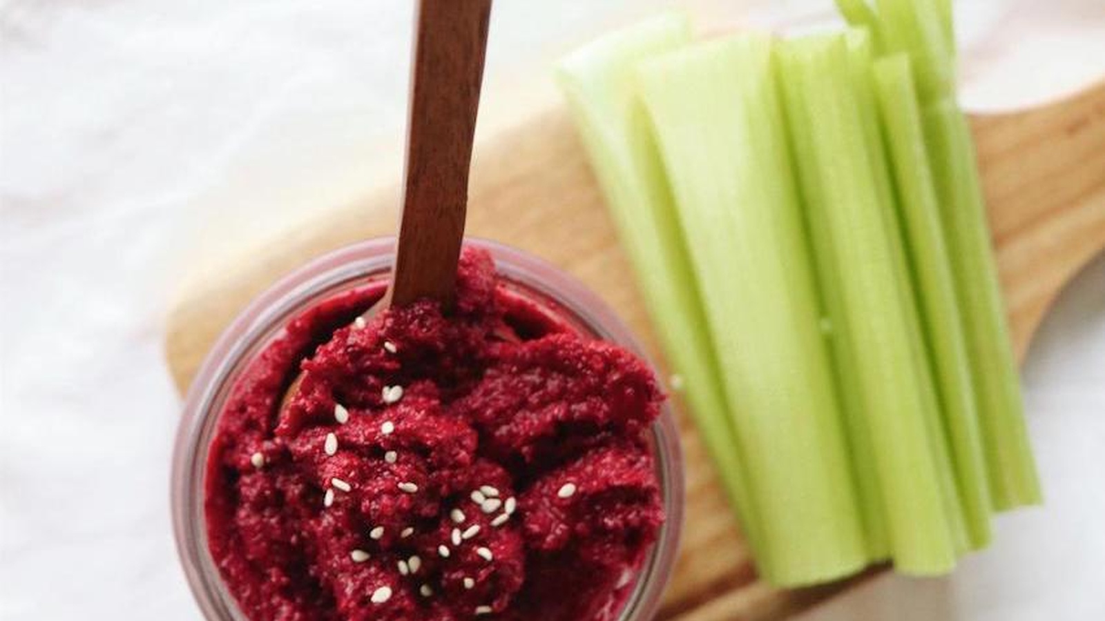 Gut-loving Beetroot Hummus