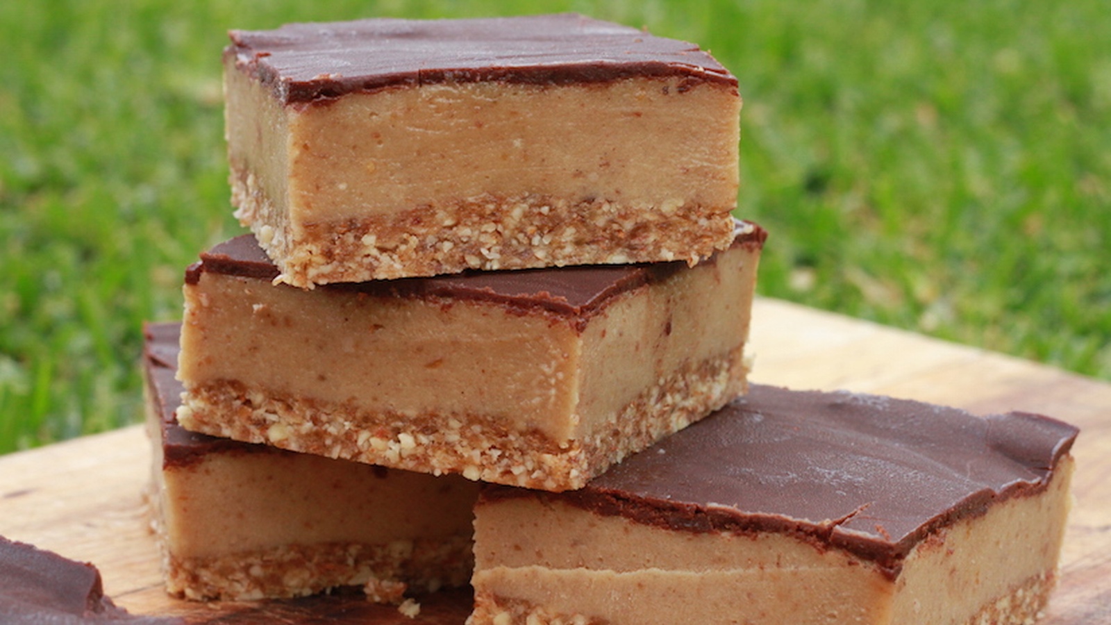 Raw Caramel Slice (Recipe)