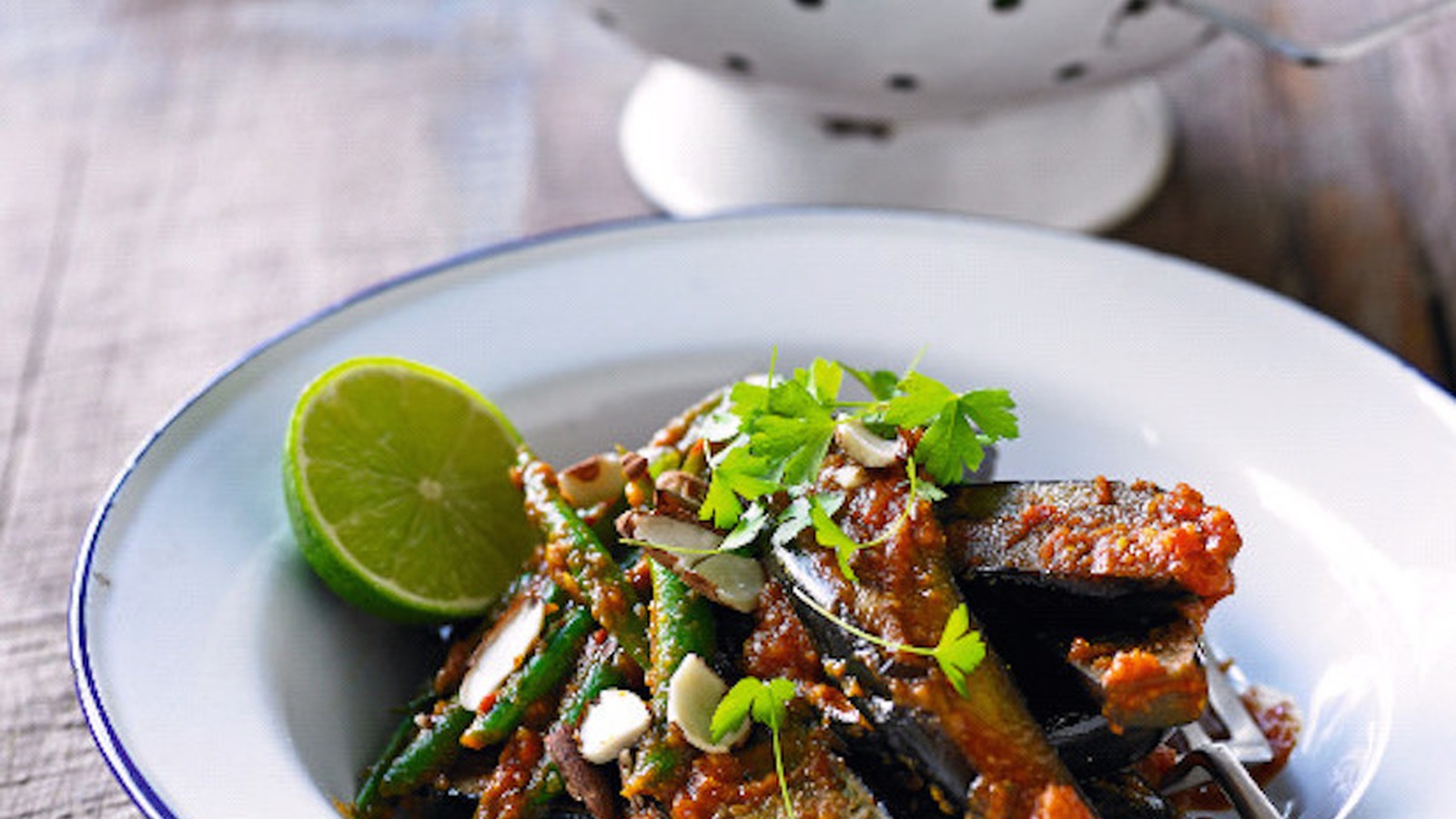 Eggplant And Green Bean Curry (Recipe)