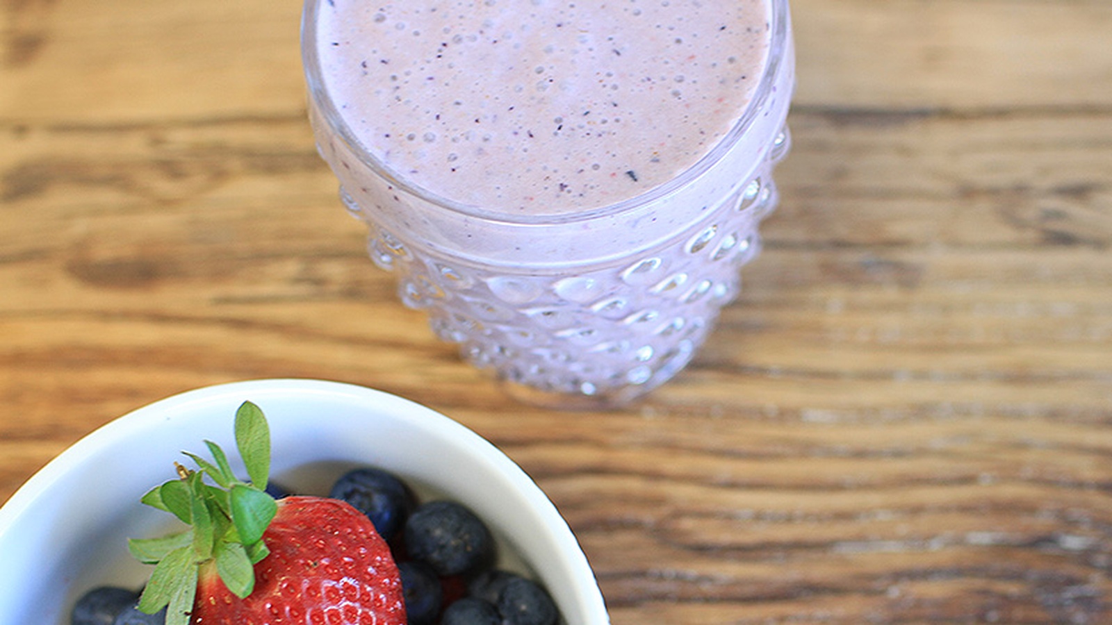 Super Berry Smoothie (Recipe)