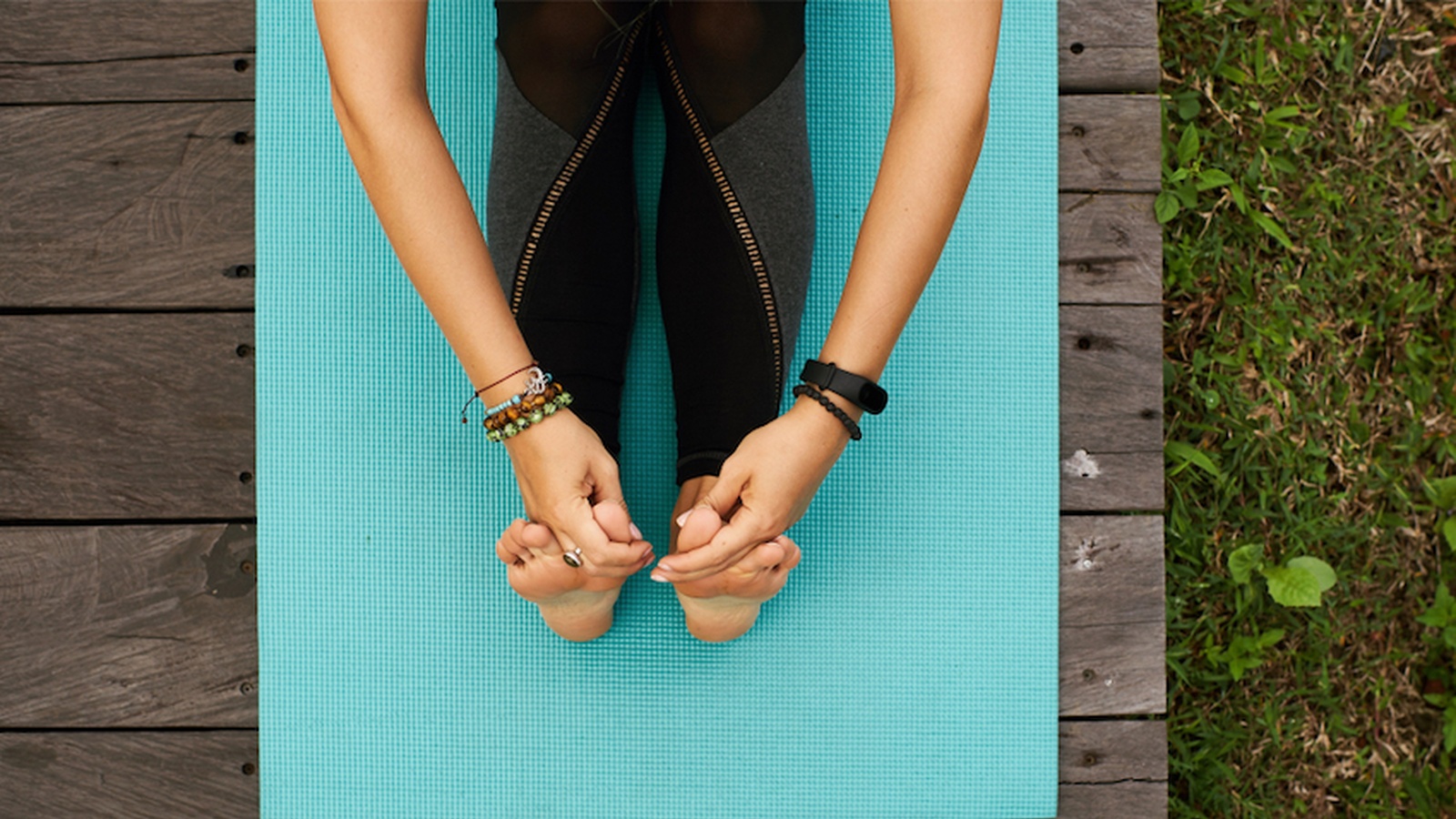 5 Sustainable Yoga Mats We’re Loving