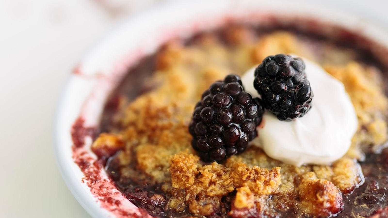 Quick Raspberry Crumble